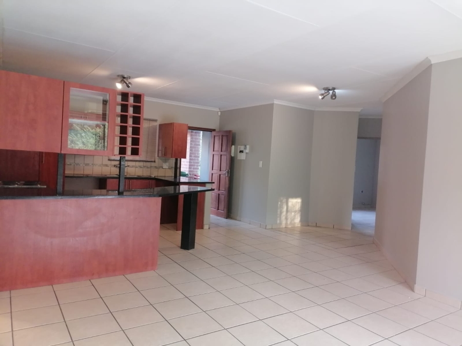 To Let 3 Bedroom Property for Rent in Waterval East North West